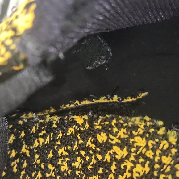 Black & Yellow Adidas Knit Basketball Shoes sz 17 stableframe sneakers - Picture 7 of 7